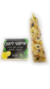 חליטת פירות מתקתקה ומרעננת בטעם אייסטי לימון. מכילה קוביות לימונים, רצועות הדרים, טאוכמניות כחולות.. אופן השימוש: לשים כפית מהקוביות בתוך כוס עם מים רותחים ולערבב, להמתין 5 דקות ובסיום השתייה מומלץ מאוד לאכול את הפירות. ניתן להגיש כחליטה חמה או כאייס-טי. אין צורך להוסיף סוכר או תיון. -ללא קפאין- מומלץ להוסיף את קוביות החליטה ליוגורט, עוגות בחושות לפני האפייה, לקינוחים ועוד...