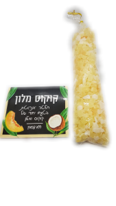 חליטת פירות מתקתקה בטעם קוקוס מלון. מכילה קוביות קוקוס ומלון. אופן השימוש: לשים כפית מהקוביות בתוך כוס עם מים רותחים ולערבב, להמתין 5 דקות ובסיום השתייה מומלץ מאוד לאכול את הפירות. ניתן להגיש כחליטה חמה או כאייס-טי. אין צורך להוסיף סוכר או תיון. -ללא קפאין- כדאי לערבב יחד עם חליטת נענע אייס לקבלת חליטה בטעם מלונענע מומלץ להוסיף את קוביות החליטה ליוגורט, עוגות בחושות לפני האפייה, לקינוחים ועוד...
